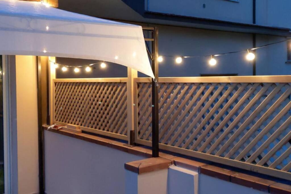 Appartamento Fronte Mare Con Parcheggio Privato Pescara Bagian luar foto